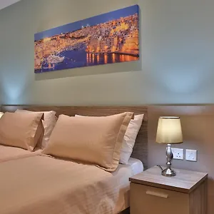 Lokali Πανσιόν
